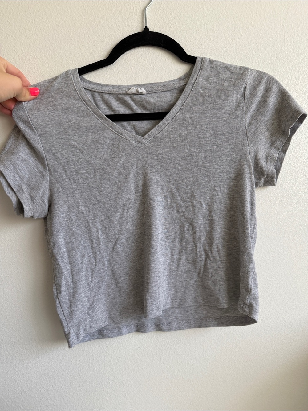 Cotton on  V-Neck Women's Tee in Light Gray